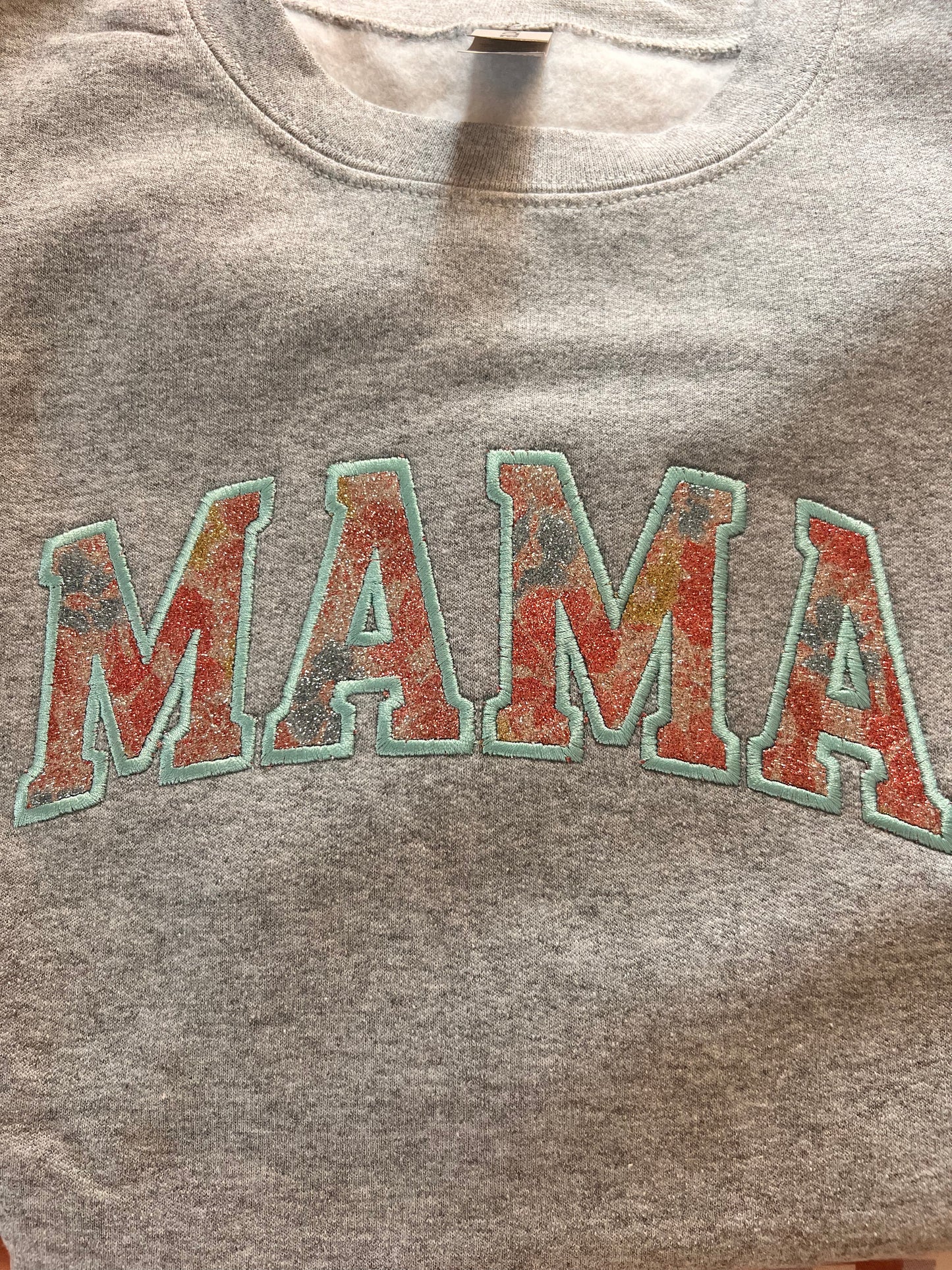 Mama Crewneck